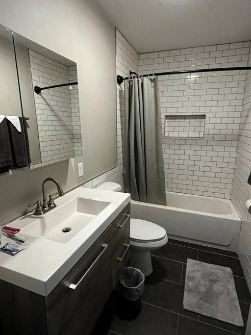 Апартаменты Downtown Albany 1 Bed + Workstation @ Maiden Lane Экстерьер фото